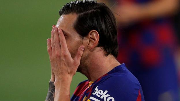 Sevilla 0-0 Barcelona: League leaders held to frustrating draw
