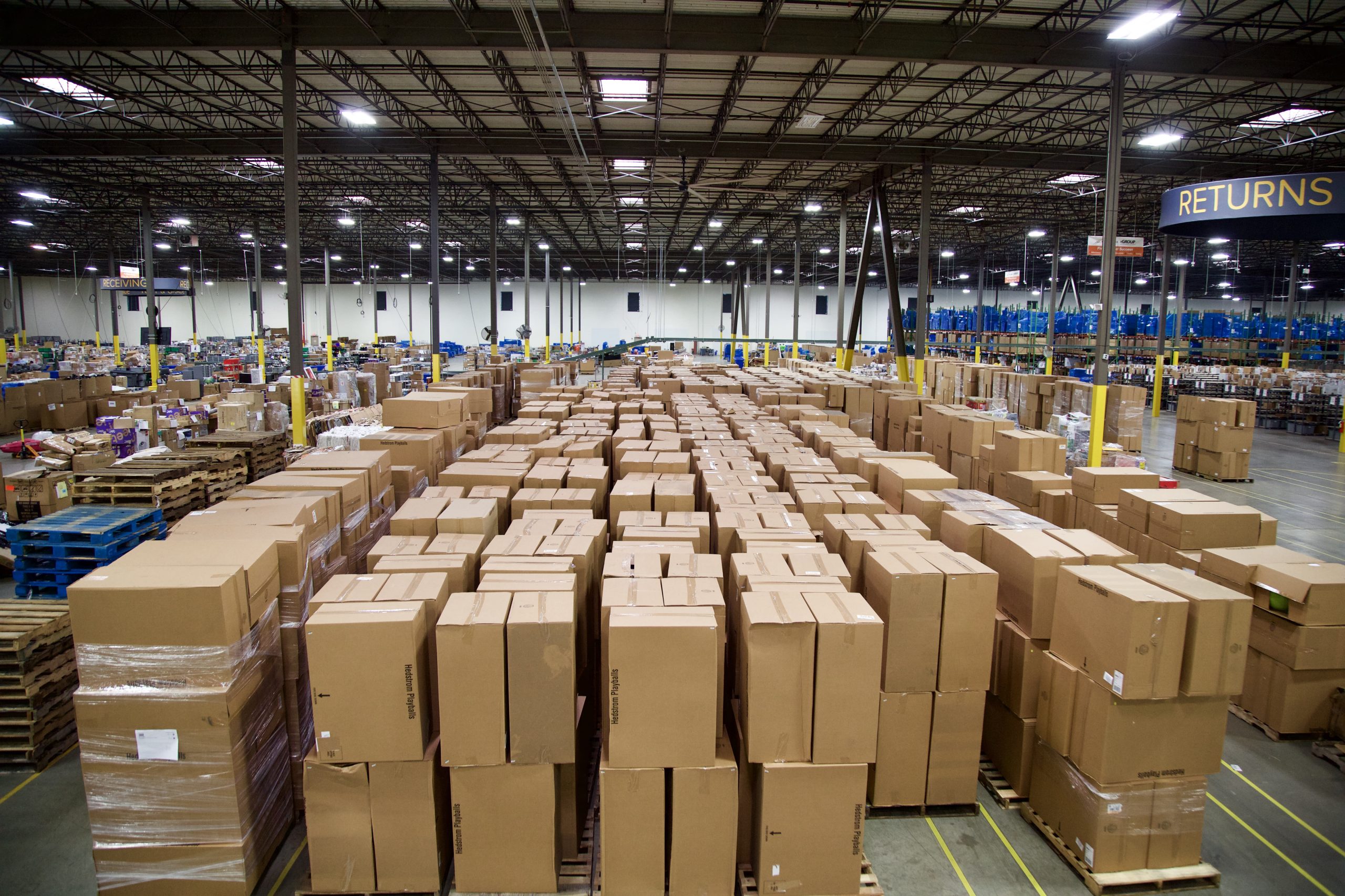 U.S. could need to have one more 1 billion square feet of warehouse room by 2025